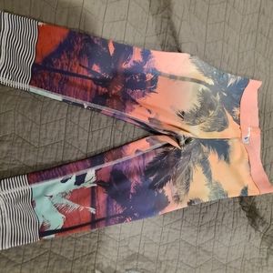 Cute Girl SO Crop Leggings, palm trees